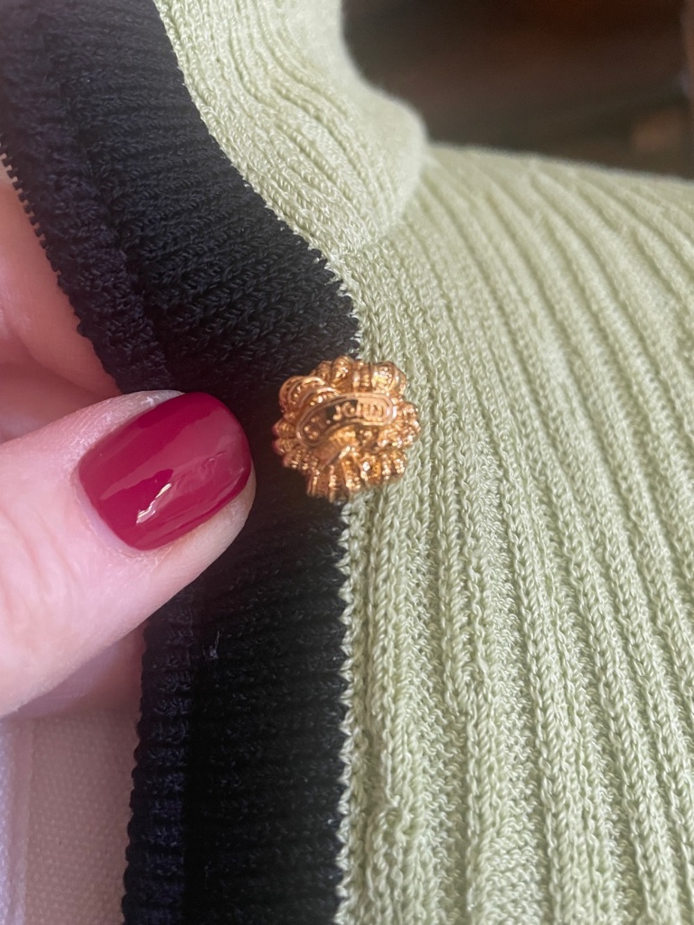 St John Ribbed Long Cardigan with Black Trim Gold Logo Buttons Size 10 - Picture 6 of 15